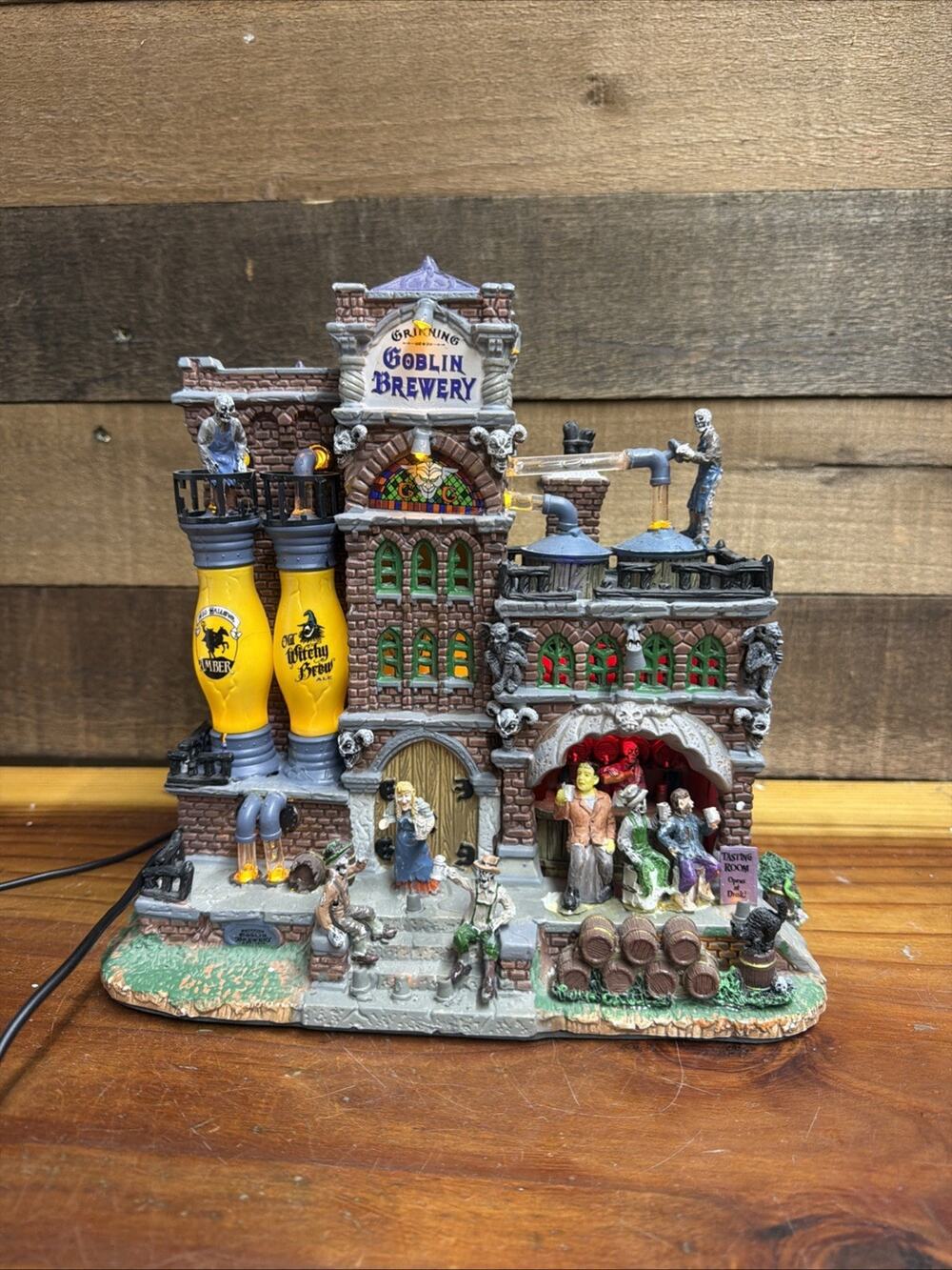 Lemax Spooky Town Halloween Village Grinning Goblin Brewery 15208 In Box -read